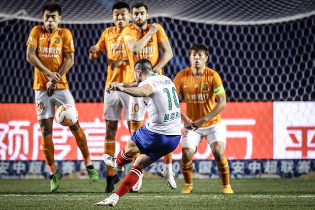 “水立方”再迎跳水世界杯总决赛 中国队以老带新、满额参赛