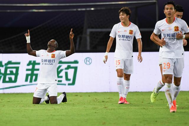 乔治39分快船逆转送骑士3连败 步行者险胜热火