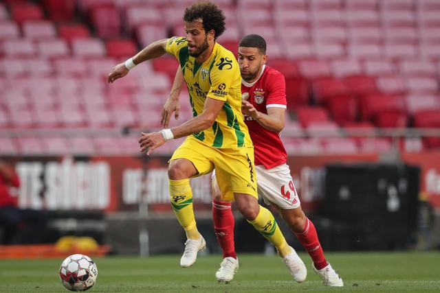 孙铭徽21分广厦胜浙江 林庭谦32分天津胜四川